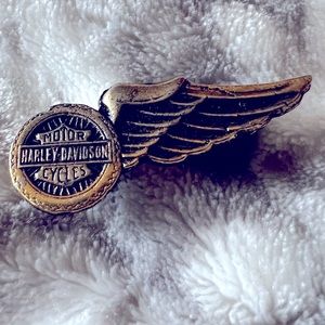 Harley Davidson wing pin